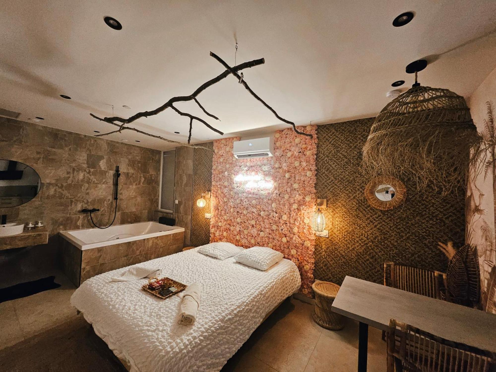 L'Experience Love Room Saint-Jean-Bonnefonds Dış mekan fotoğraf