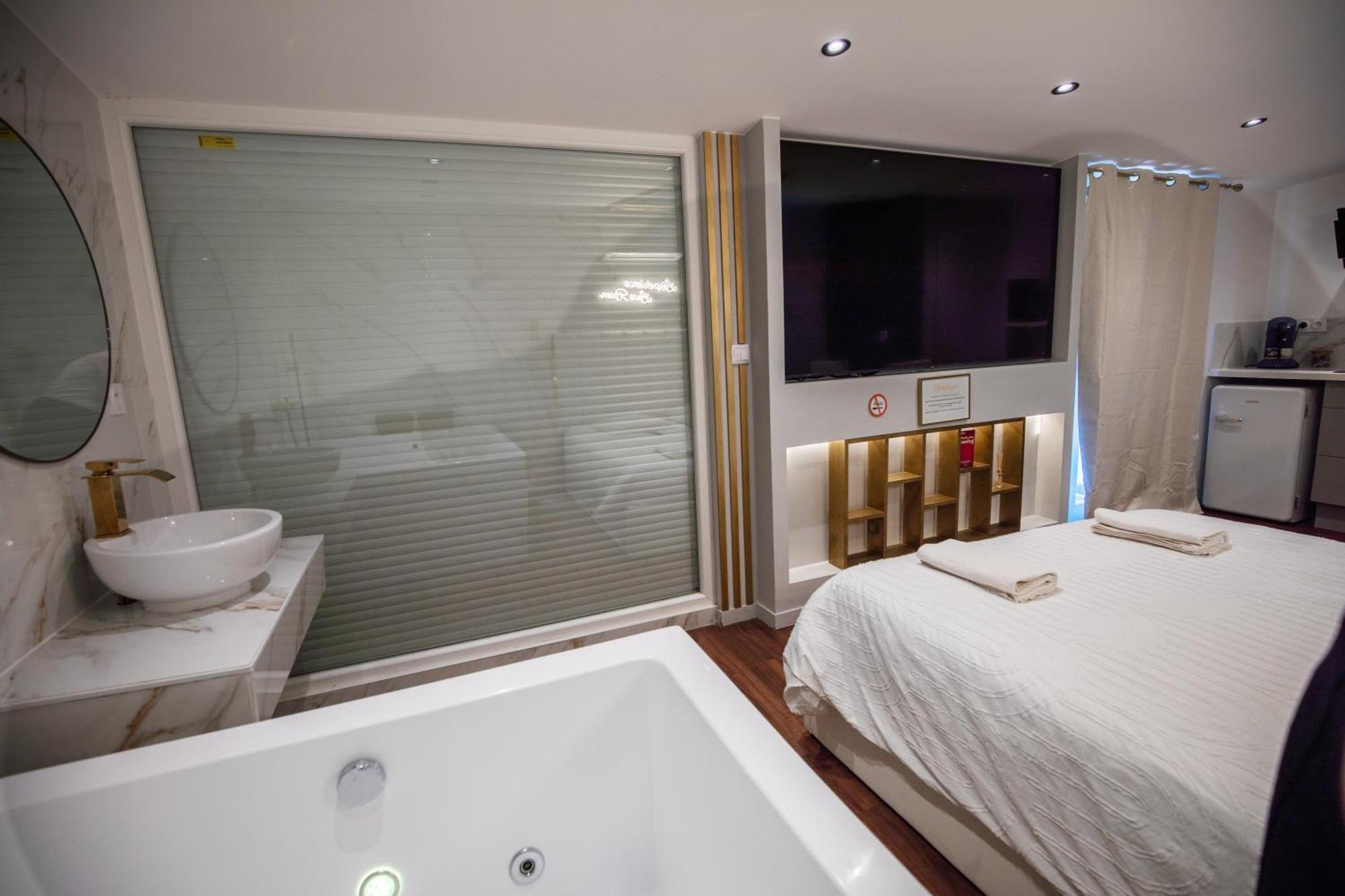 L'Experience Love Room Saint-Jean-Bonnefonds Dış mekan fotoğraf
